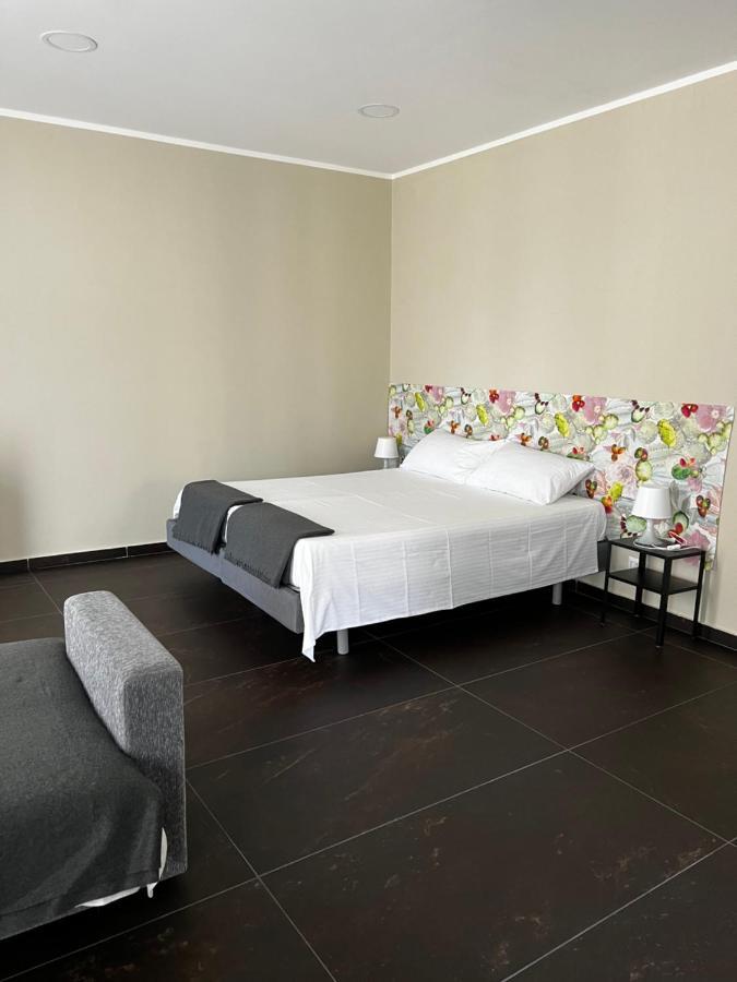 Lo Svevo Apartment Катания Екстериор снимка